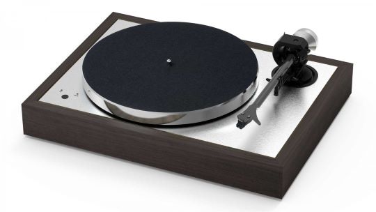 pro-ject classic evo turntable