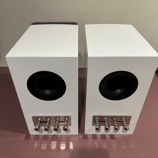 bowers and & wilkins b & w 707 s3 bookshelf speakers used pre owned trade in