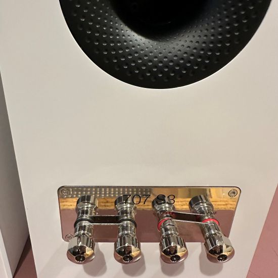 bowers and & wilkins b & w 707 s3 bookshelf speakers used pre owned trade in